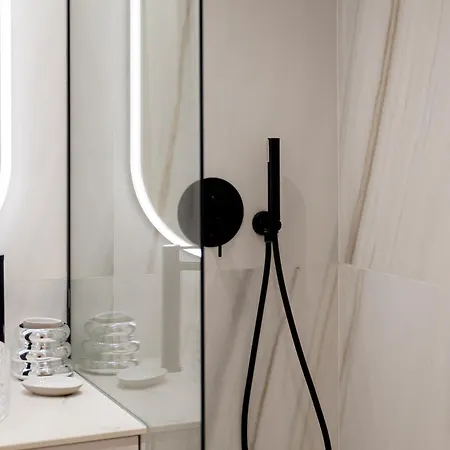 Luxe 20m Croisette Apartment Cannes